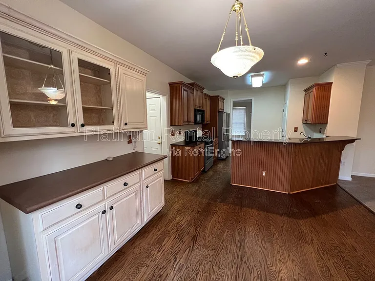 7115 Red Fox Ln — Photo 16
