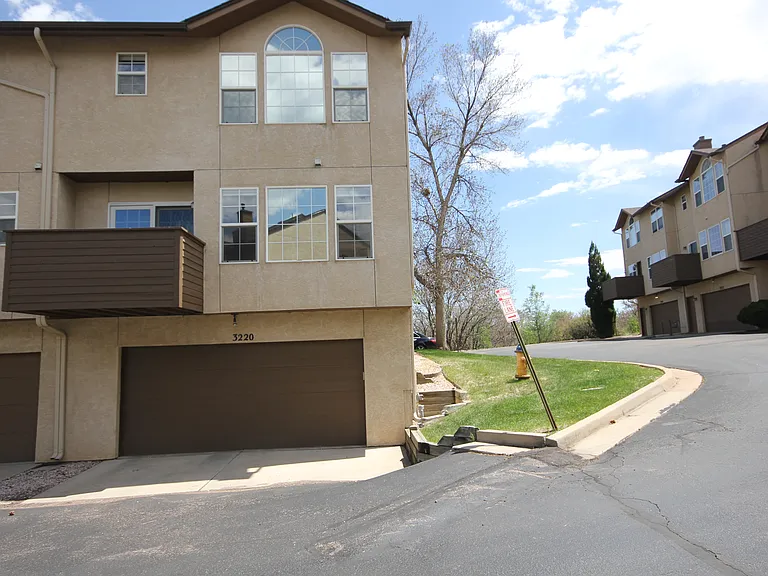 3220 Capstan Way #125 — Photo 2