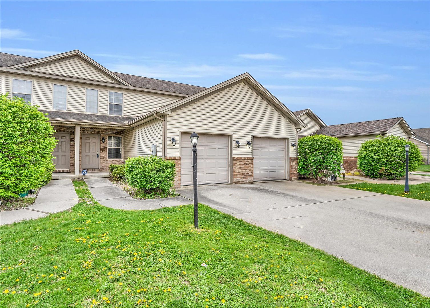 3735 Boulder Ridge Dr, Champaign, IL 61822 Zillow