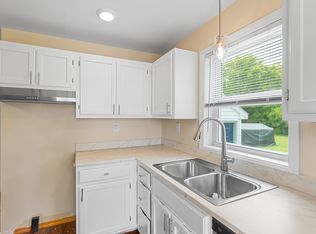 2943 Griffiths Pl #1, Sauquoit, NY 13456