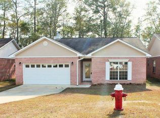 139 Candle Brook Dr, Dothan, AL 36303