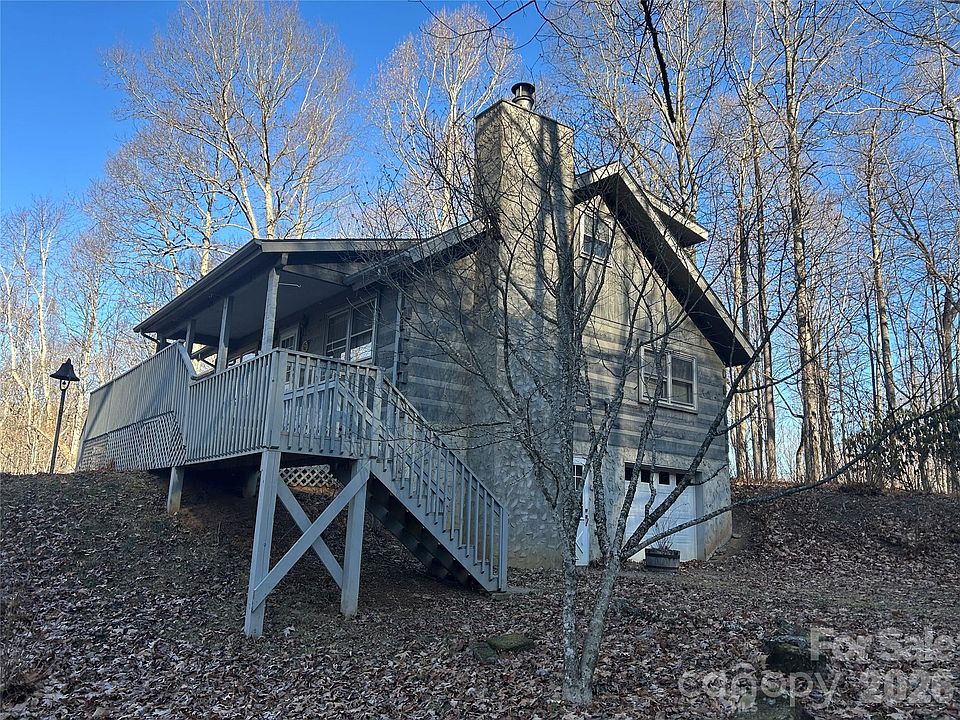 1st image of 377 Woodstream Rd