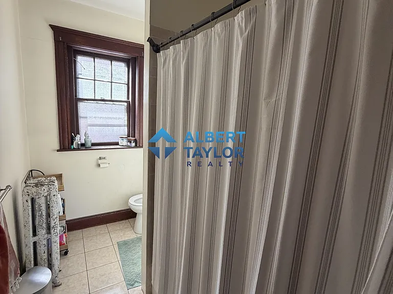 7 Hillside St #2 — Photo 4