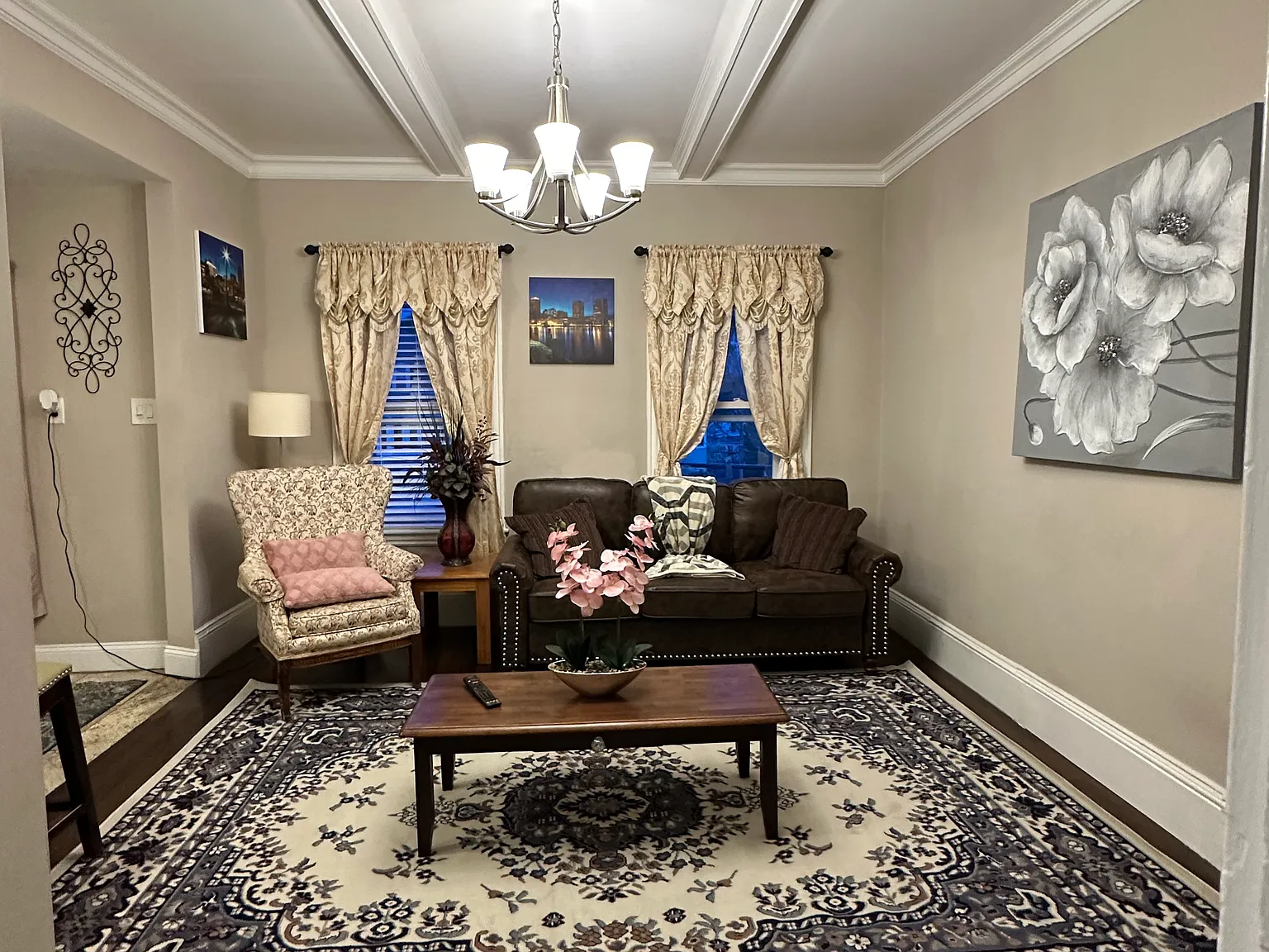 3 bed, 1320 sqft, $3,800 — Photo 4