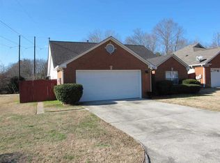 1040 Brookstone Ln, Birmingham, AL 35235