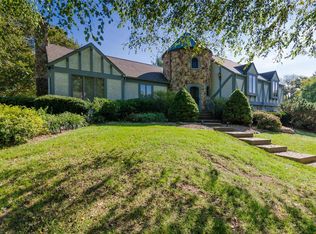 131 Covered Bridge Ln, Belleville, IL 62221