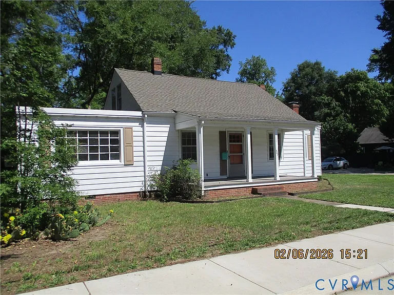 403 Maple St — Photo 1