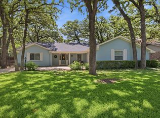 3022 Woodford Dr, Arlington, TX 76013