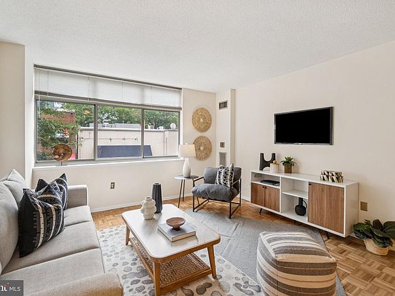 4th image of 7111 Woodmont Ave APT 316