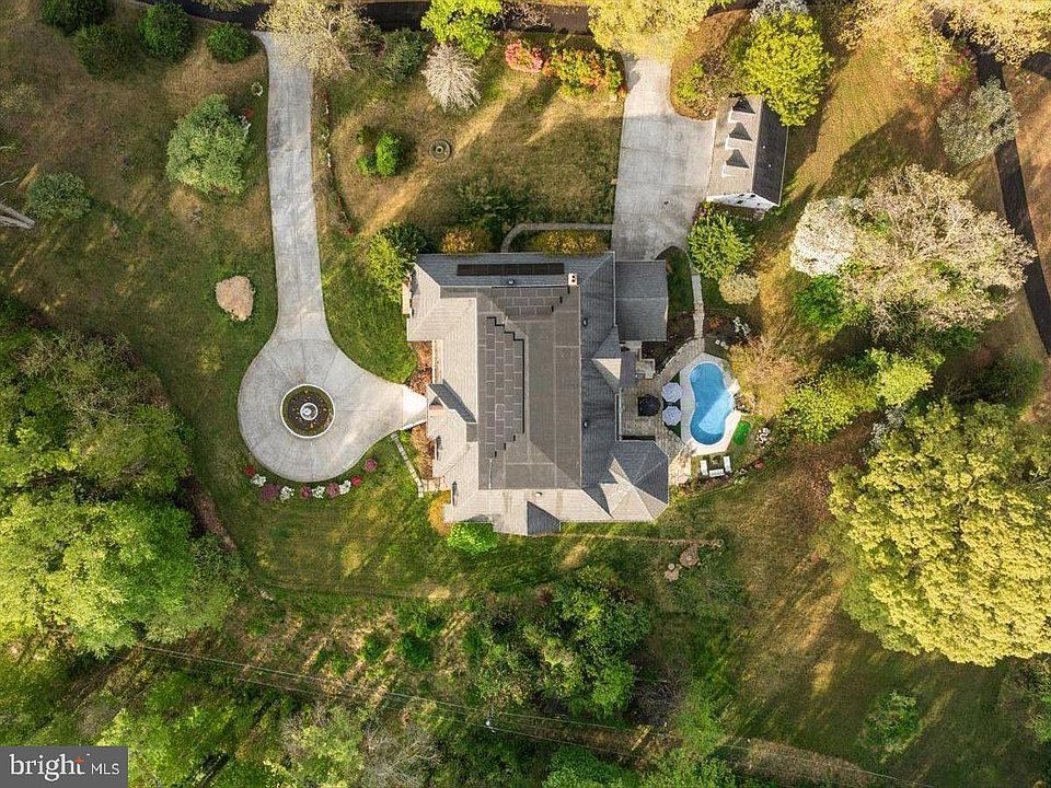 1st image of 11846 Chapel Rd