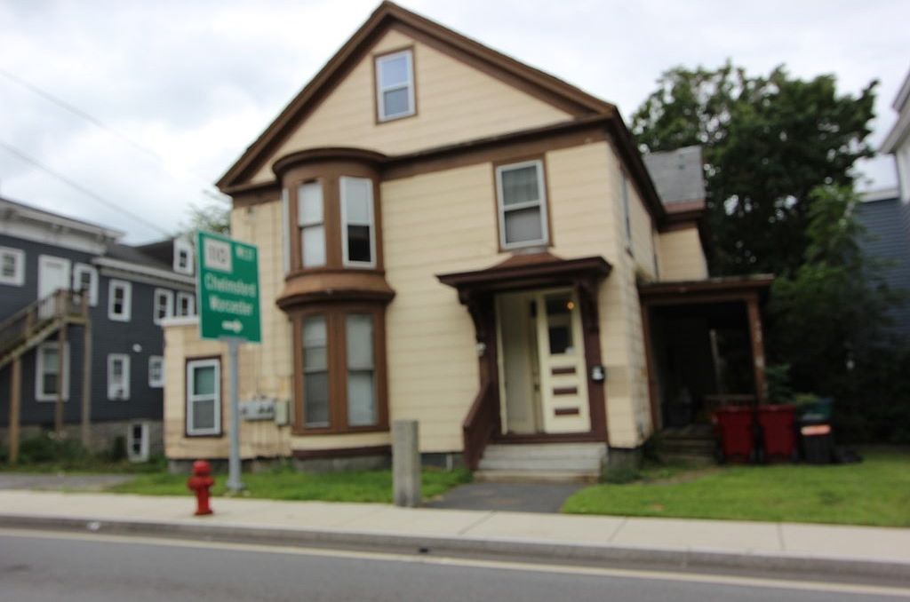 61 Nesmith St, Lowell, MA 01852 MLS 73155973 Zillow