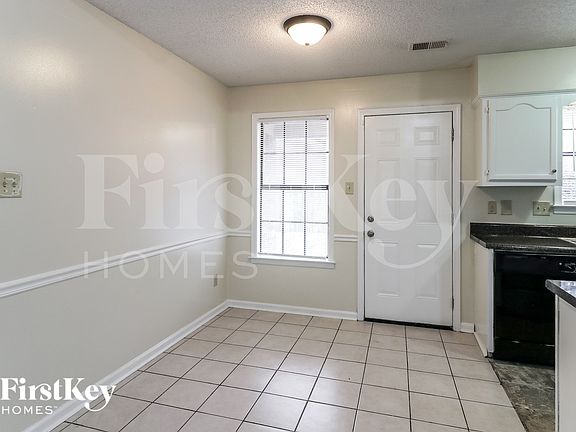 5th image of 4458 Shadow Creek St
