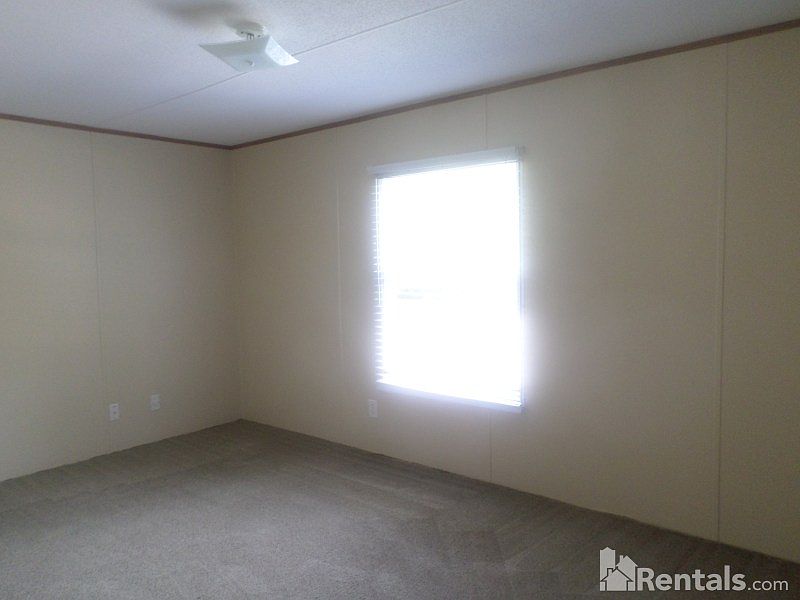 2nd image of 4749 E Bluegrass Dr