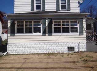 221 Jefferson Ave, Windber, PA 15963