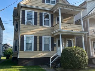 11 Dean Pl #2, Poughkeepsie, NY 12601