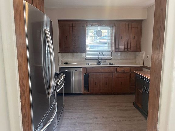 4th image of 11833 Kumquat St NW