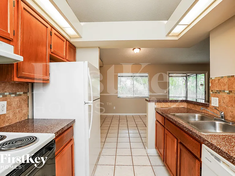 8296 Buena Vista Rd — Photo 7