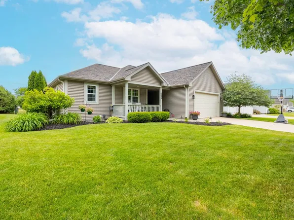 1446 Mulberry STREET, Hartford, WI 53027