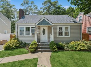 23 Wagner Ave, Roosevelt, NY 11575