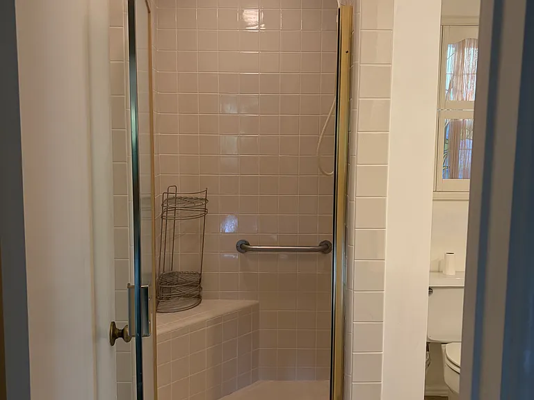 5333 La Canada Blvd — Photo 13