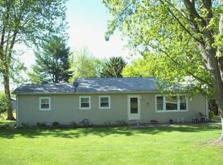 1116 E Mallwood Dr, Edgerton, WI 53534