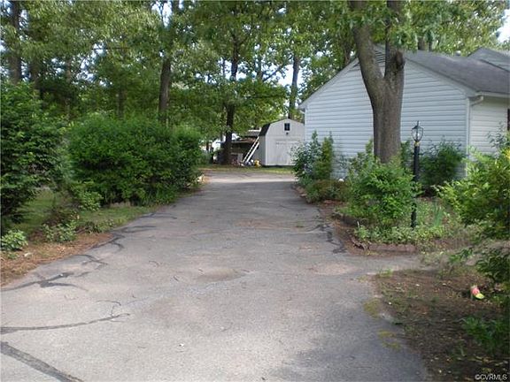 2nd image of 1937 Forestdale Dr