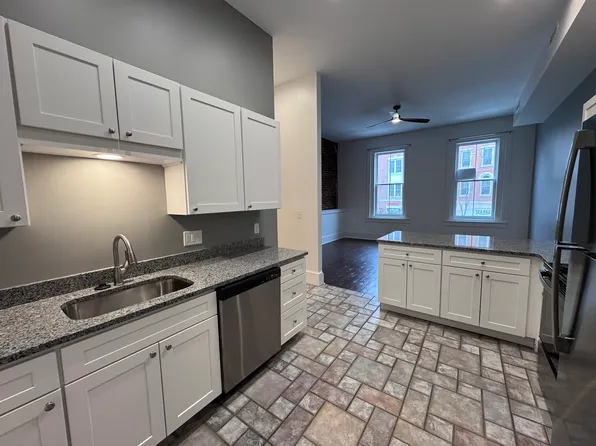 39 Congress St APT D, Portsmouth, NH 03801