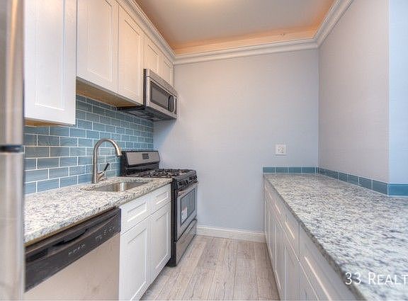 4th image of 15 N Vail Ave APT 205