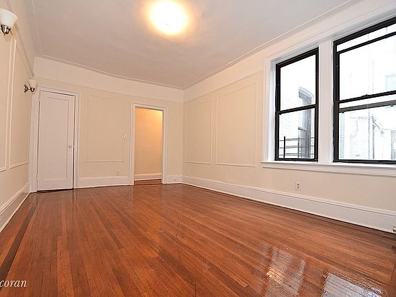 2nd image of 2205 37th St APT 1E