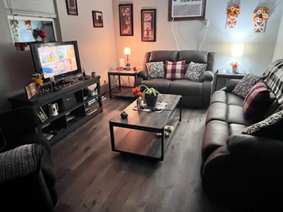 2nd image of 202 Barbara St #14