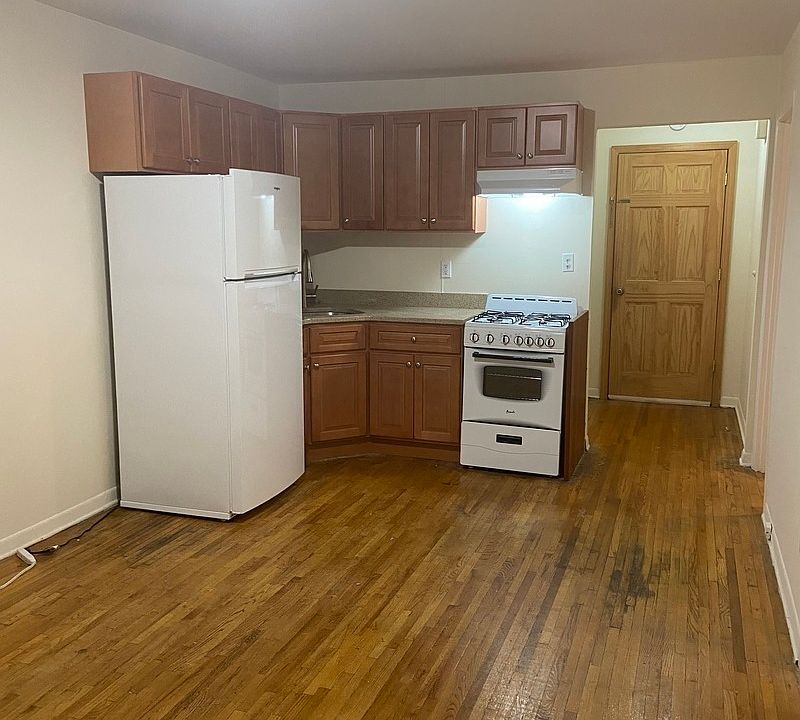 1st image of 34-05 30th St #1