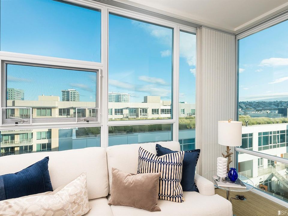 1st image of 300 Berry St Unit 812