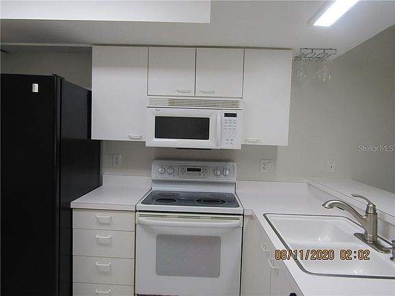 4th image of 7634 Eagle Creek Dr
