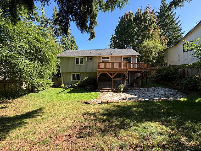 16205 NE 107th Ct — Photo 17