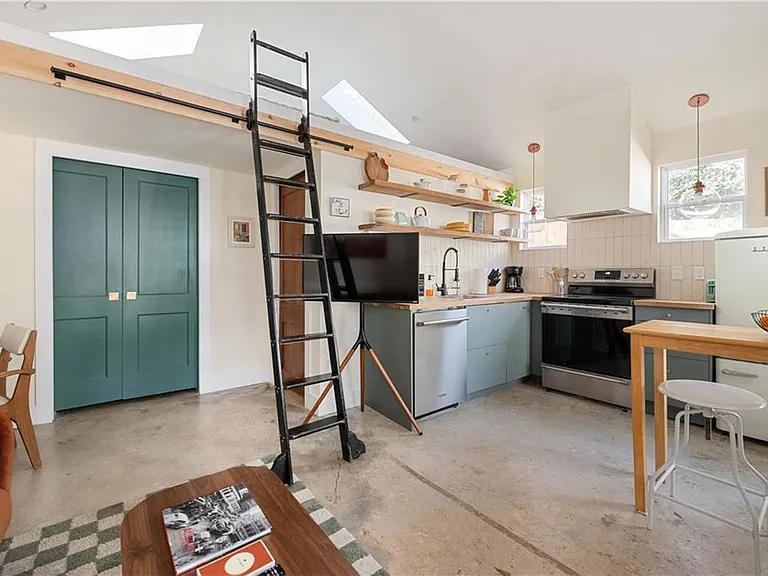 1583 Braeburn Dr SE #CH — Photo 13
