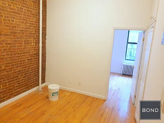 Rented by Bond New York | media 2