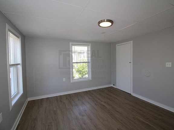 5th image of 61 3rd St #201