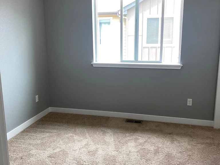 662 E Hinsdale Ave — Photo 34