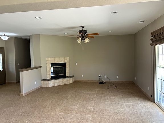 2nd image of 495 Gentle Breeze Way