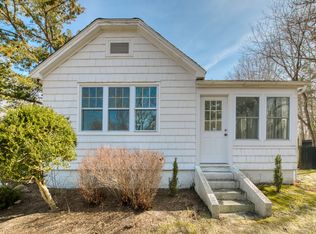 205 Little Fresh Pond Rd, Southampton, NY 11968