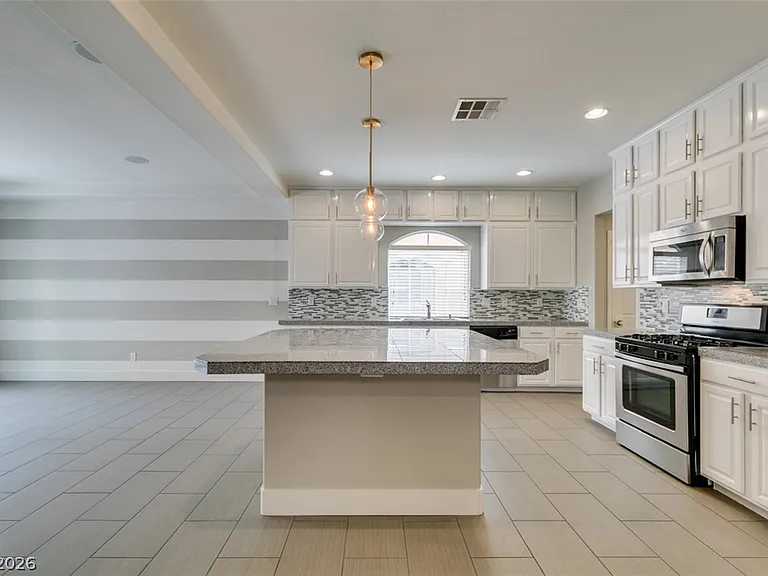 4586 W Camero Ave — Photo 27