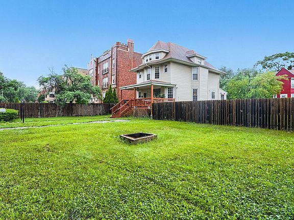 3rd image of 5406 W Ferdinand St