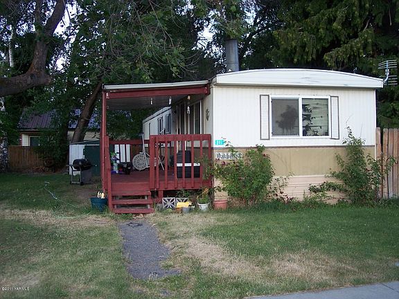 4th image of 311&3115 Naches Ave