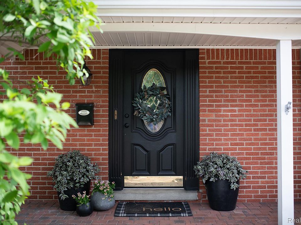 1st image of 14922 Robinwood Dr