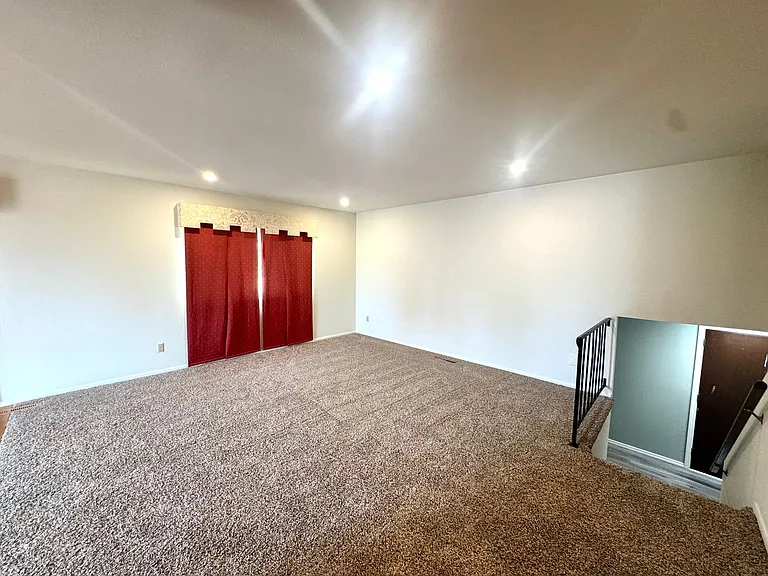 1575 Hiawatha Dr — Photo 4