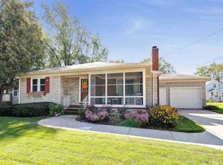 1306 McCormick St, Green Bay, WI 54301