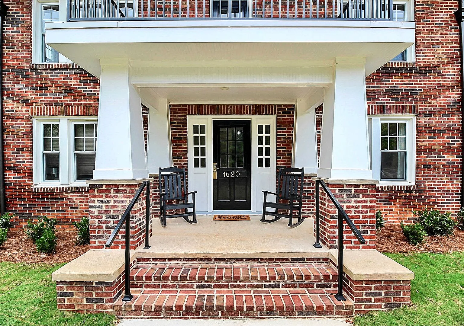 1620 East Blvd — Photo 1