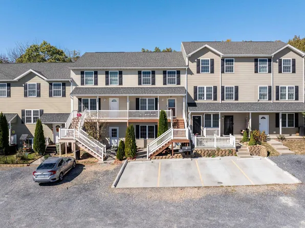 3306 Hebron Ct, Harrisonburg, VA 22801