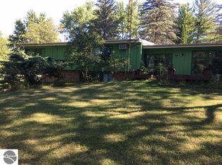 475 Sage Lake Rd, Prescott, MI 48756