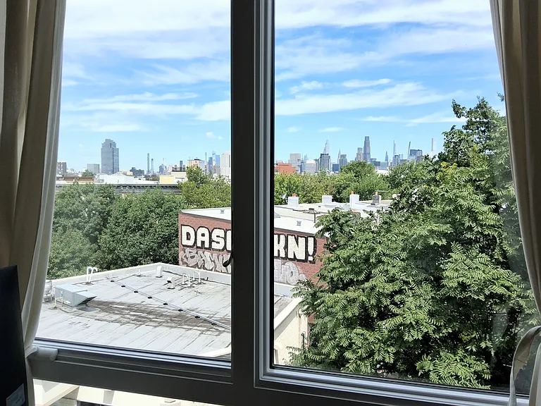 511 Meeker Ave #4B — Photo 7